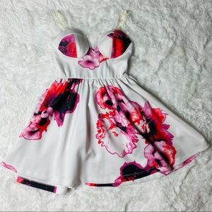 Material Girl Floral Sundress White, Red, Pink Sweetheart Neckline🌹🌸🌺